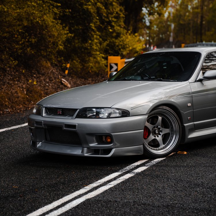 JDM-Giveaways 300KW R33 GTR